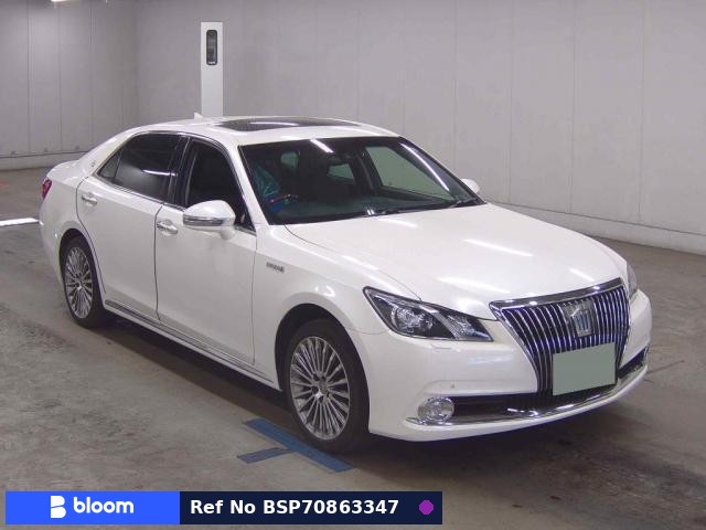2014 Toyota Crown Majesta