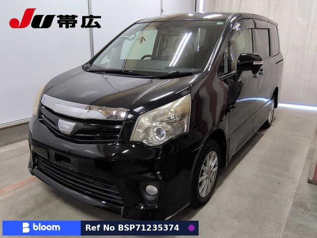 2011 Toyota Noah
