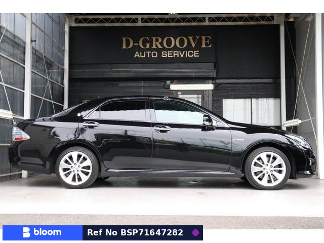2009 Toyota Crown Hybrid