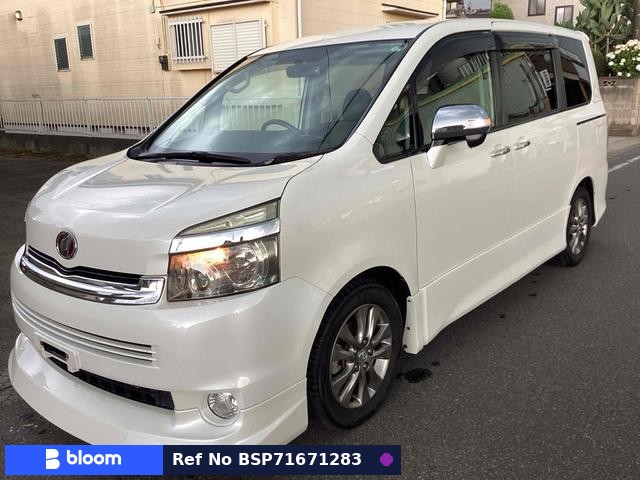 2008 Toyota Voxy