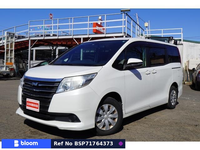 2014 Toyota Noah