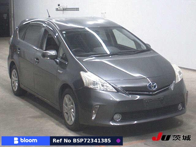2013 Toyota Prius Alpha
