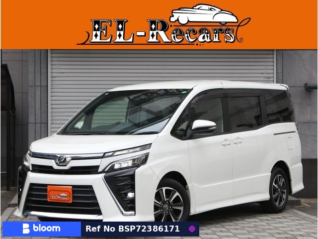 2017 Toyota Voxy