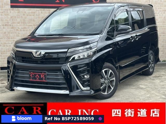 2017 Toyota Voxy
