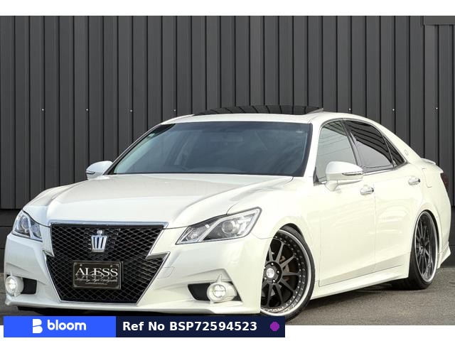 2013 Toyota Crown