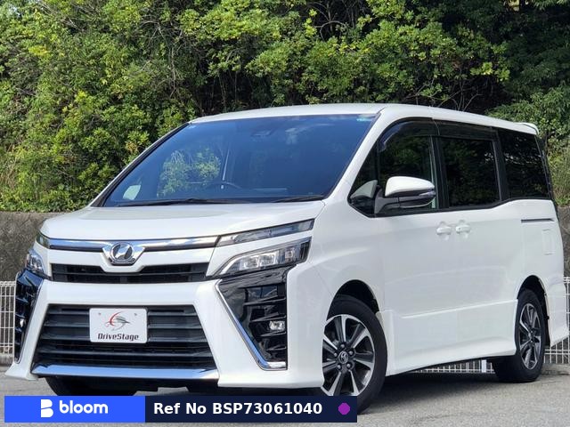 2017 Toyota Voxy