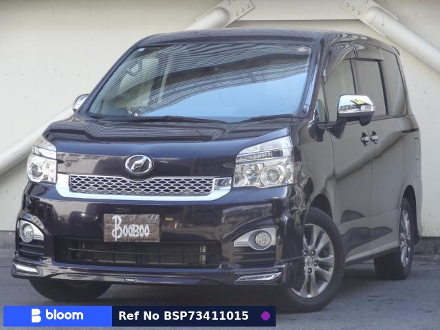 2013 Toyota Voxy
