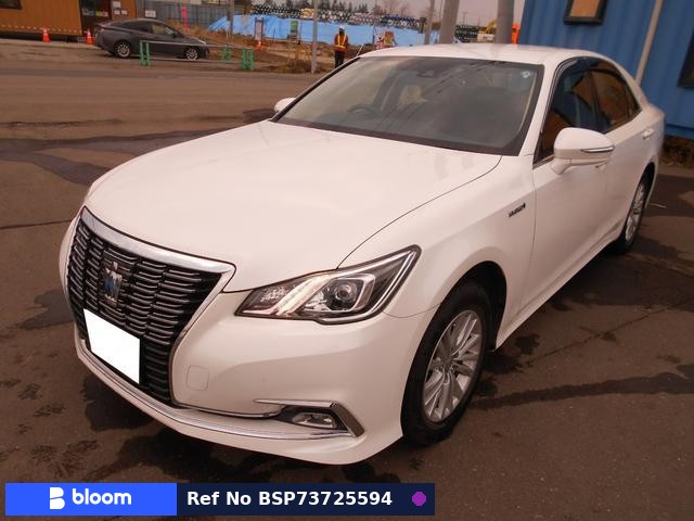 2017 Toyota Crown Hybrid