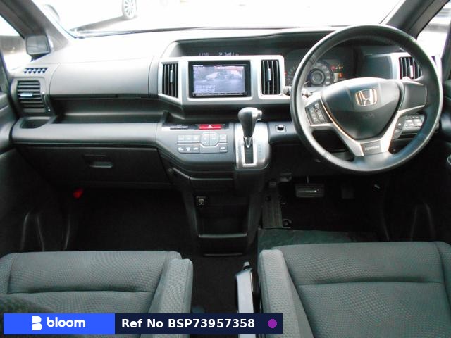 2013 Honda Stepwagon Spada