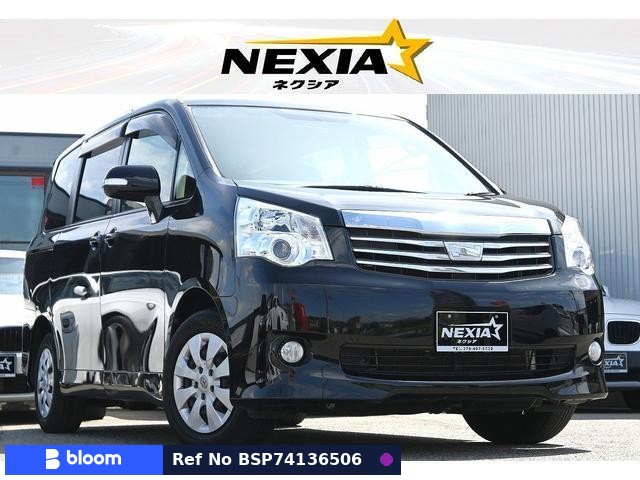 2013 Toyota Noah