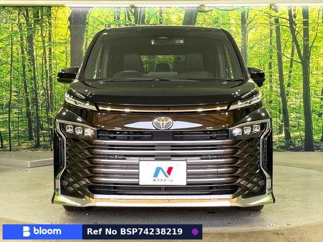 2024 Toyota Voxy