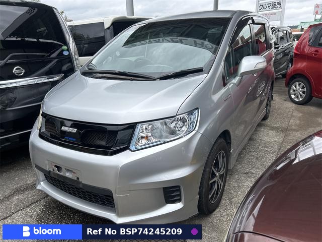 2011 Honda Freed Spike Hybrid