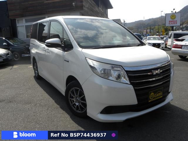 2015 Toyota Noah