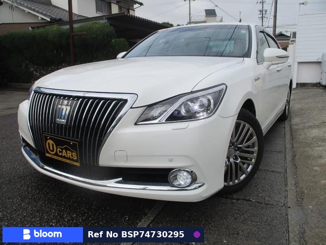2013 Toyota Crown Majesta