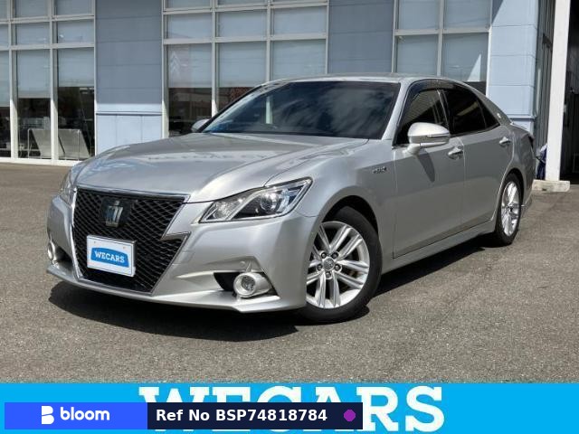 2014 Toyota Crown Hybrid