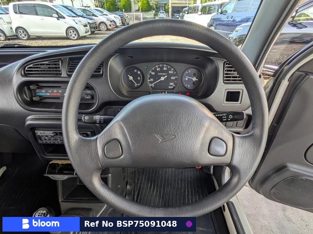 2000 Daihatsu Mira