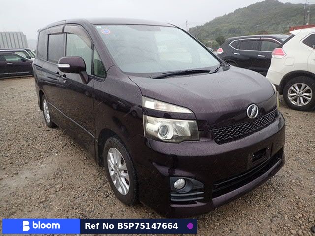2012 Toyota Voxy
