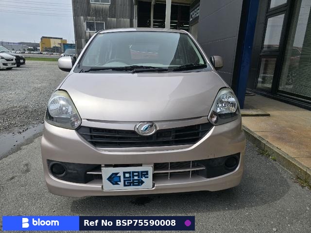 2017 Daihatsu Mira ES