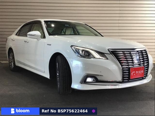 2015 Toyota Crown Hybrid