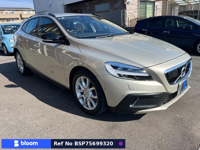 2017 Volvo V40
