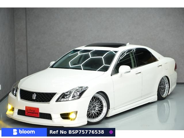 2012 Toyota Crown
