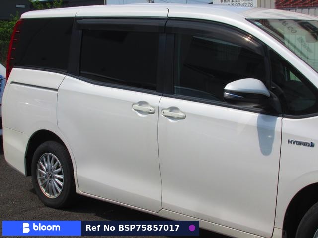 2015 Toyota Noah