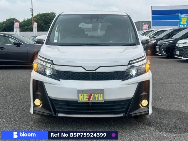 2016 Toyota Voxy
