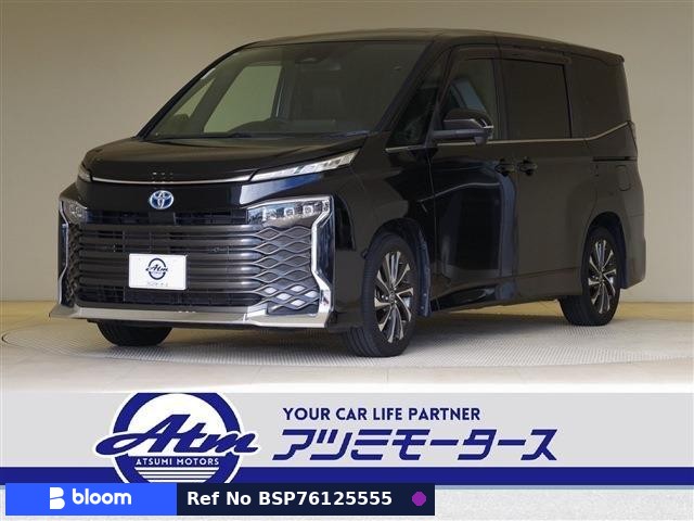 2022 Toyota Voxy