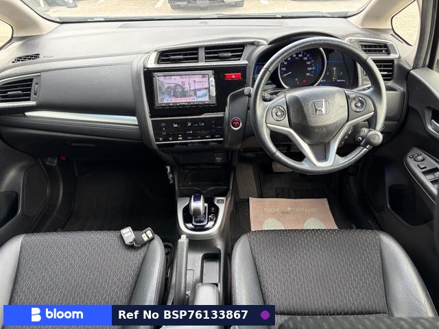 2013 Honda FIT Hybrid