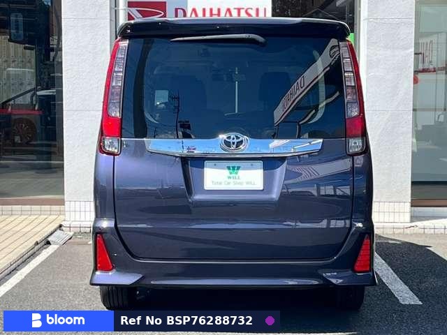 2014 Toyota Noah
