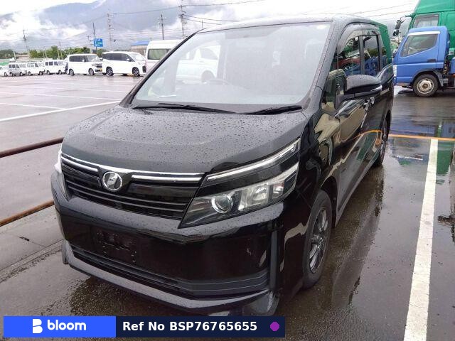 2015 Toyota Voxy