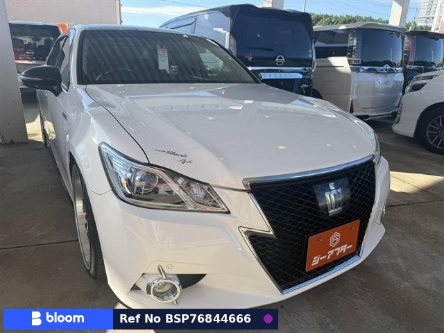 2013 Toyota Crown