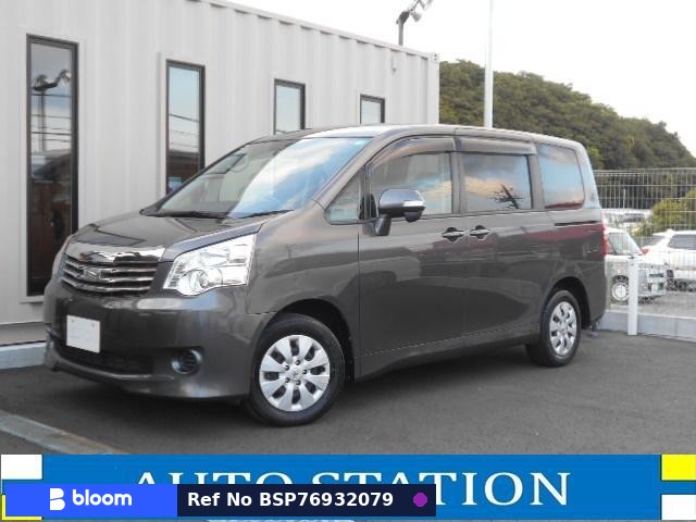2013 Toyota Noah
