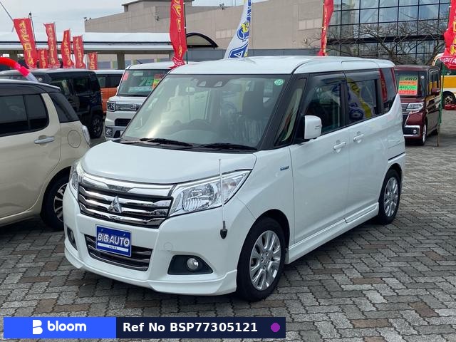 2019 Mitsubishi Delica D2