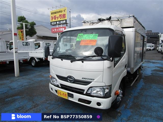 2016 Hino Dutro