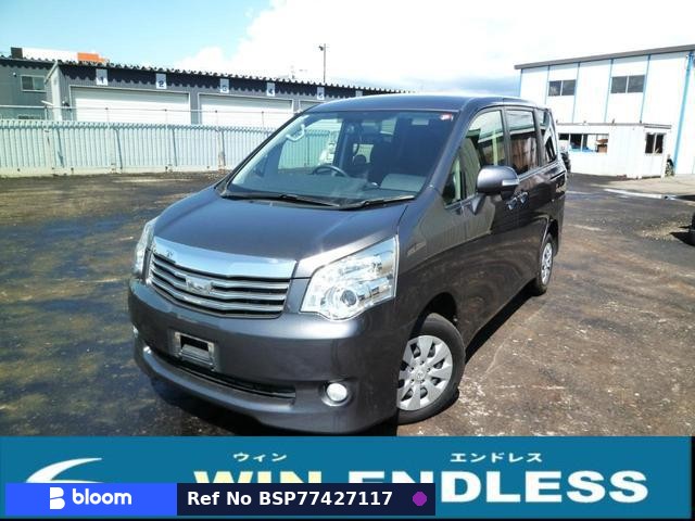 2010 Toyota Noah