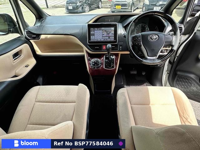 2014 Toyota Noah