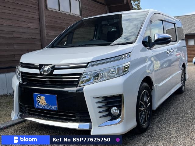 2015 Toyota Voxy