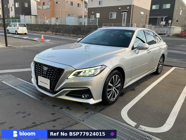 2019 Toyota Crown Hybrid