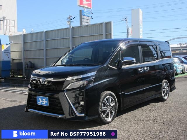 2020 Toyota Voxy