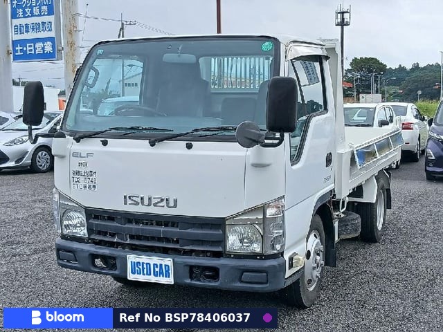 2011 Isuzu ELF Truck