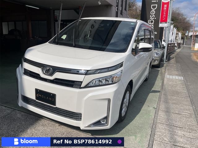 2017 Toyota Voxy
