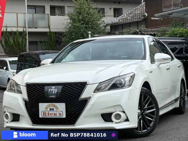2015 Toyota Crown Hybrid
