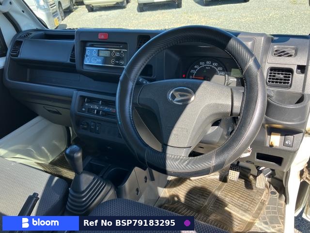 2015 Daihatsu Hijet Truck