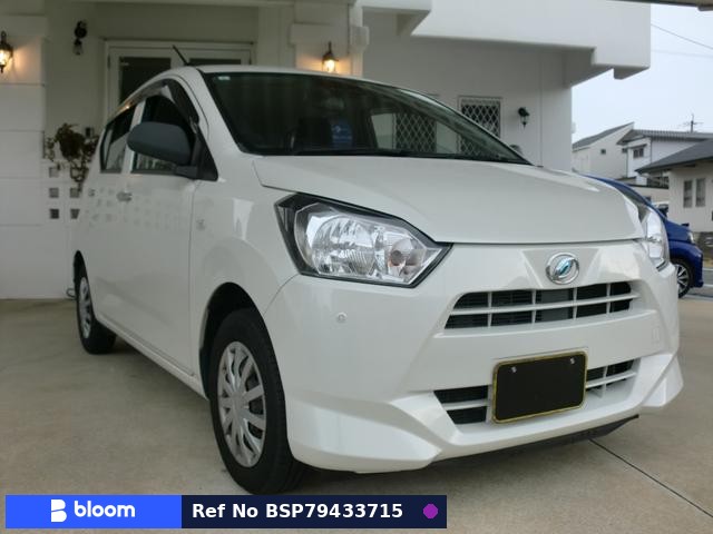 2017 Daihatsu Mira ES