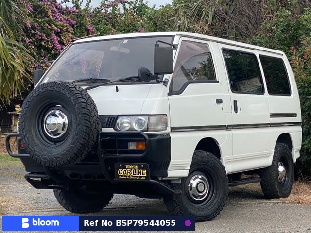 1992 Mitsubishi Delica Star Wagon