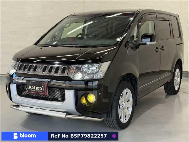 2016 Mitsubishi Delica D5