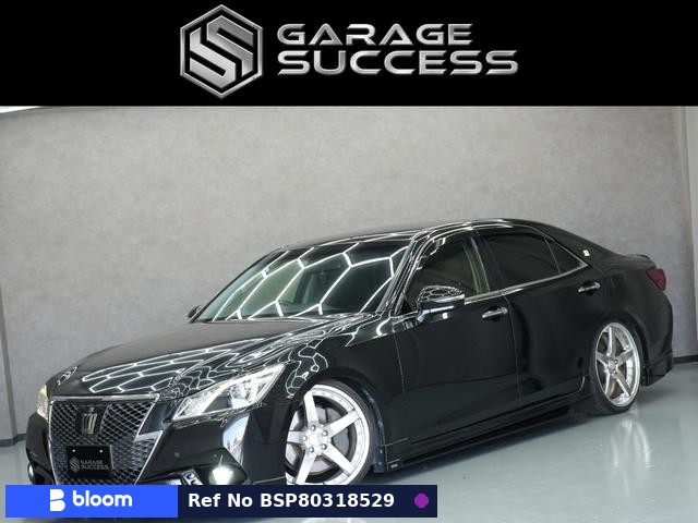 2013 Toyota Crown