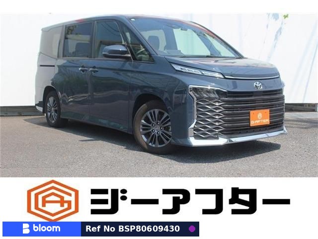 2023 Toyota Voxy
