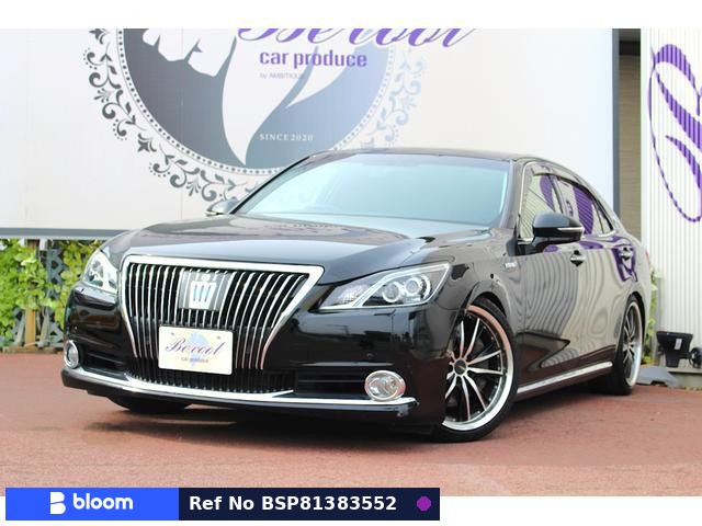 2013 Toyota Crown Majesta